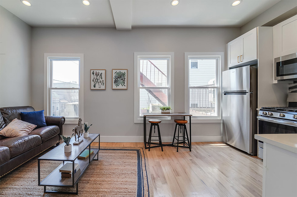 Megan Gülick » 129 Griffith Street 2