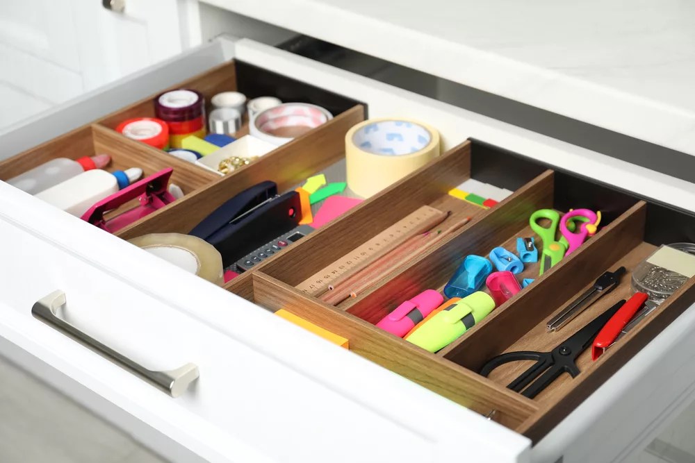 How to Start Decluttering When Overwhelmed in 9 Steps