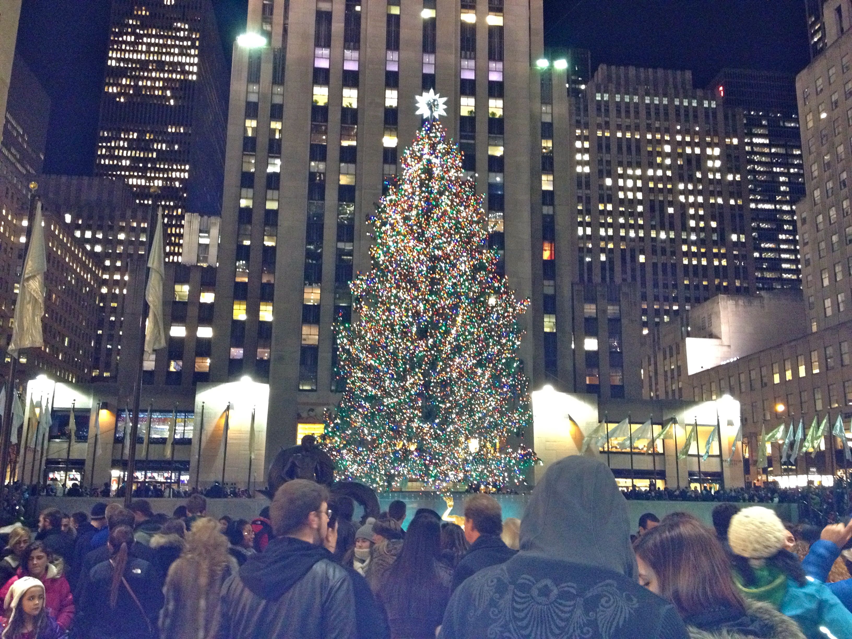 ニューヨークのクリスマスの象徴ロックフェラーツリーのちょっといい話 My Favorite Christmas Tree Story from