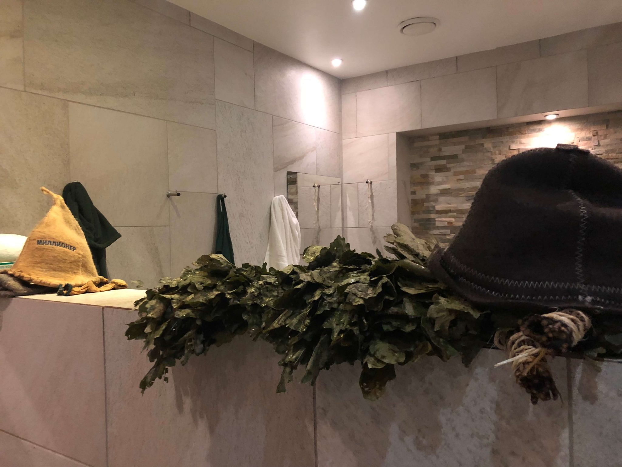 Organic spa therapy and icecold water dunks to Banya No.1