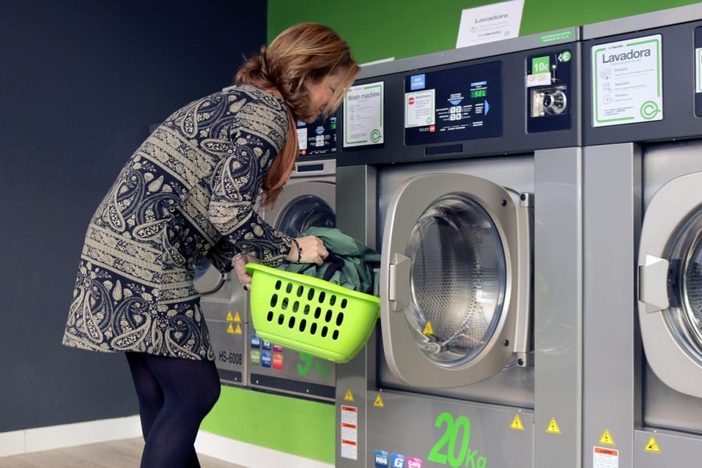 TENTANG KAMI ME Laundry Training Centre