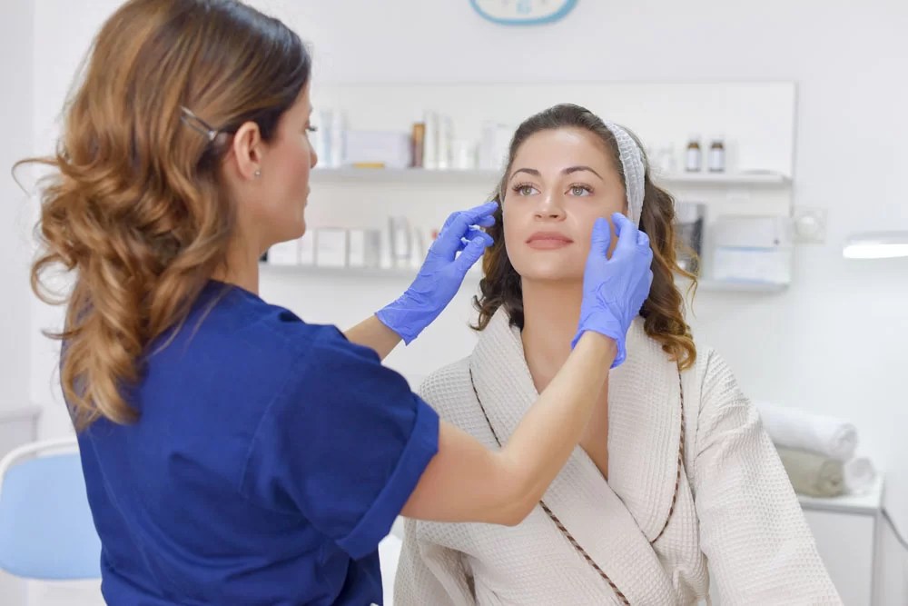 Consultation Cosmetic Clinique