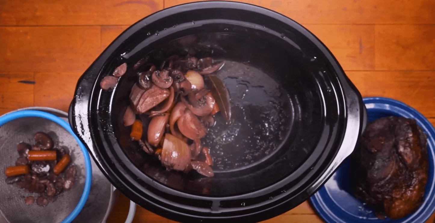 Beef Bolar In Slow Cooker