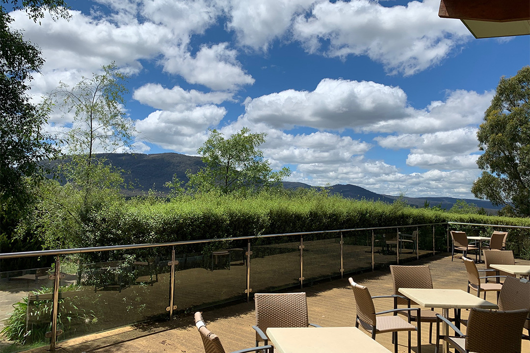 Macedon Ranges Hotel & Spa Melbourne Wedding & Bride