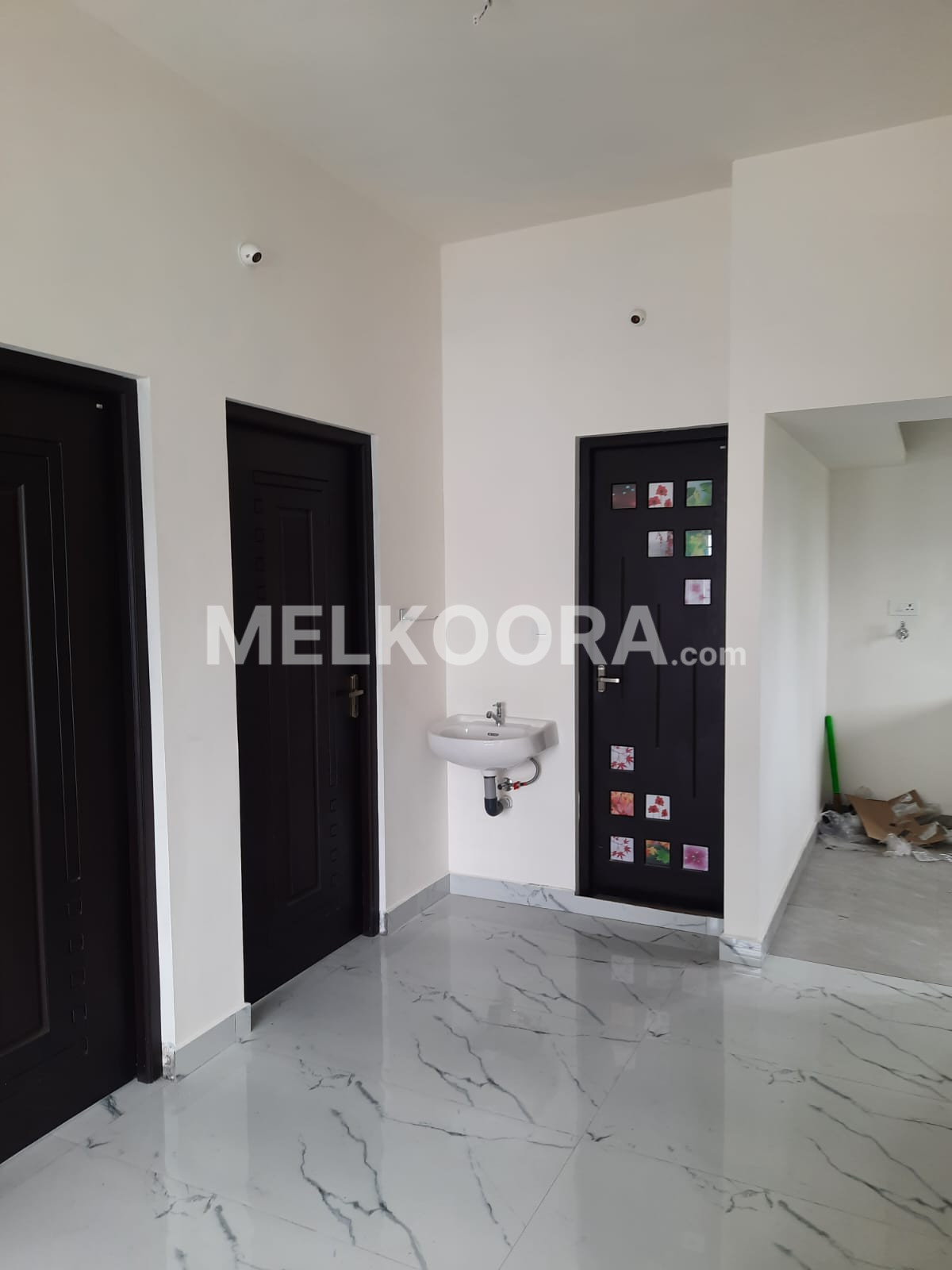 2BHK 500Sqft Semi Furnished House For Rent at Nettoor For Rs10000