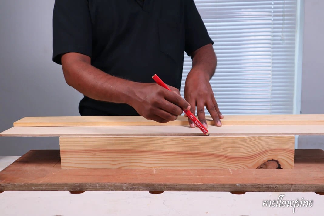 How to Make a Rabbet Cut with a Circular Saw [StepbyStep] MellowPine