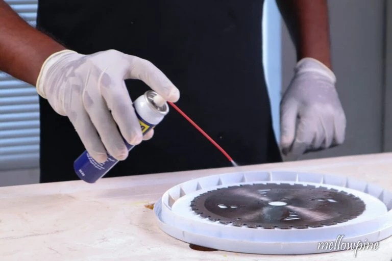 How to Clean Circular Saw Blades [StepbyStep Guide] MellowPine
