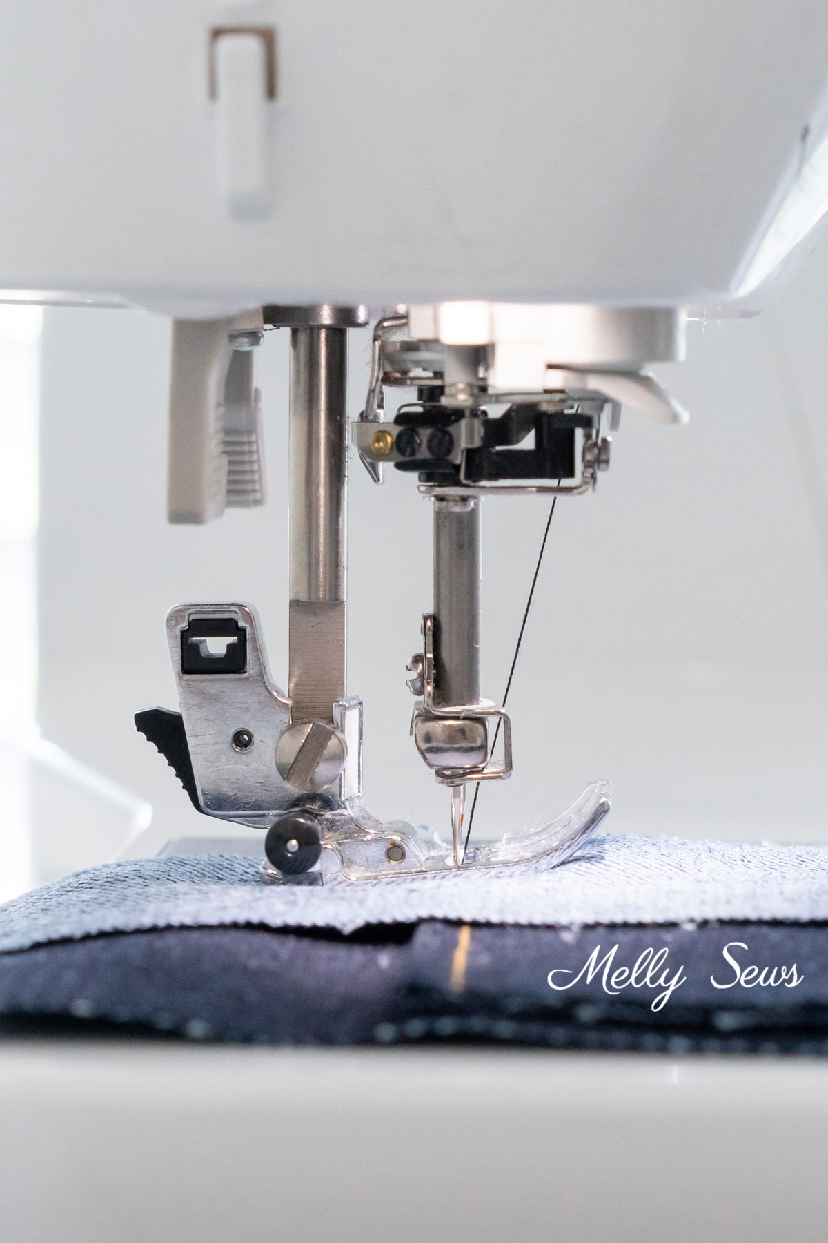 How to Use a Self Leveling Presser Foot Melly Sews