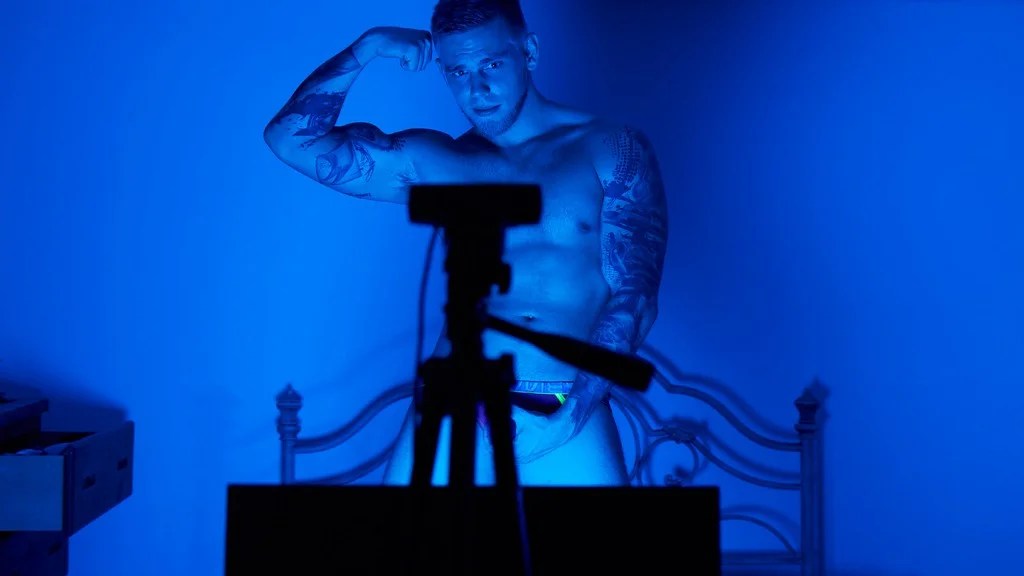 Chaturbate Male How Straight and Gay Cam Boys Make Money Camming