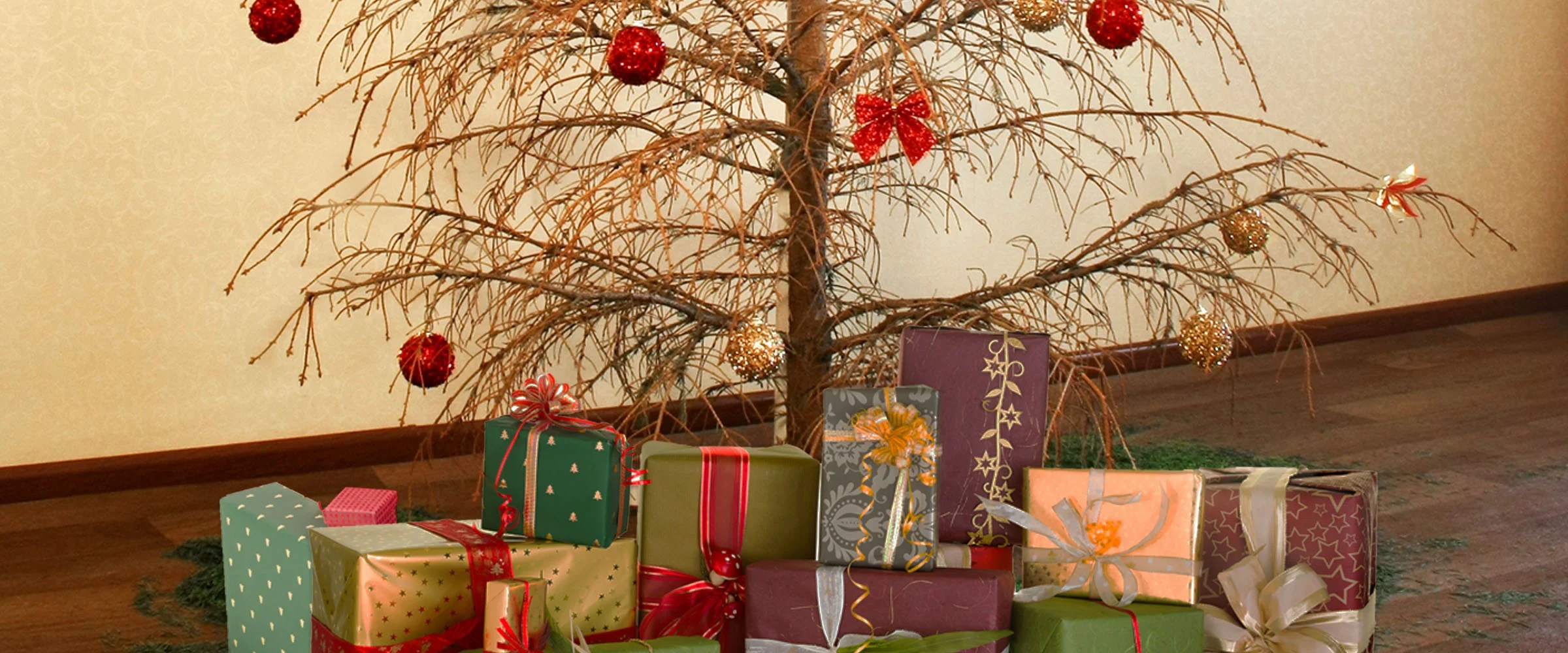 What Happens When It’s 5 Days Before Christmas and Your Tree Looks Like