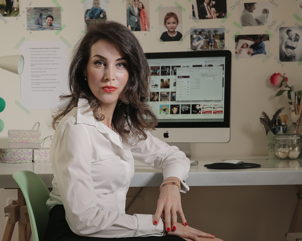 What Makes A Good Professional Headshot? The MelRish Studio