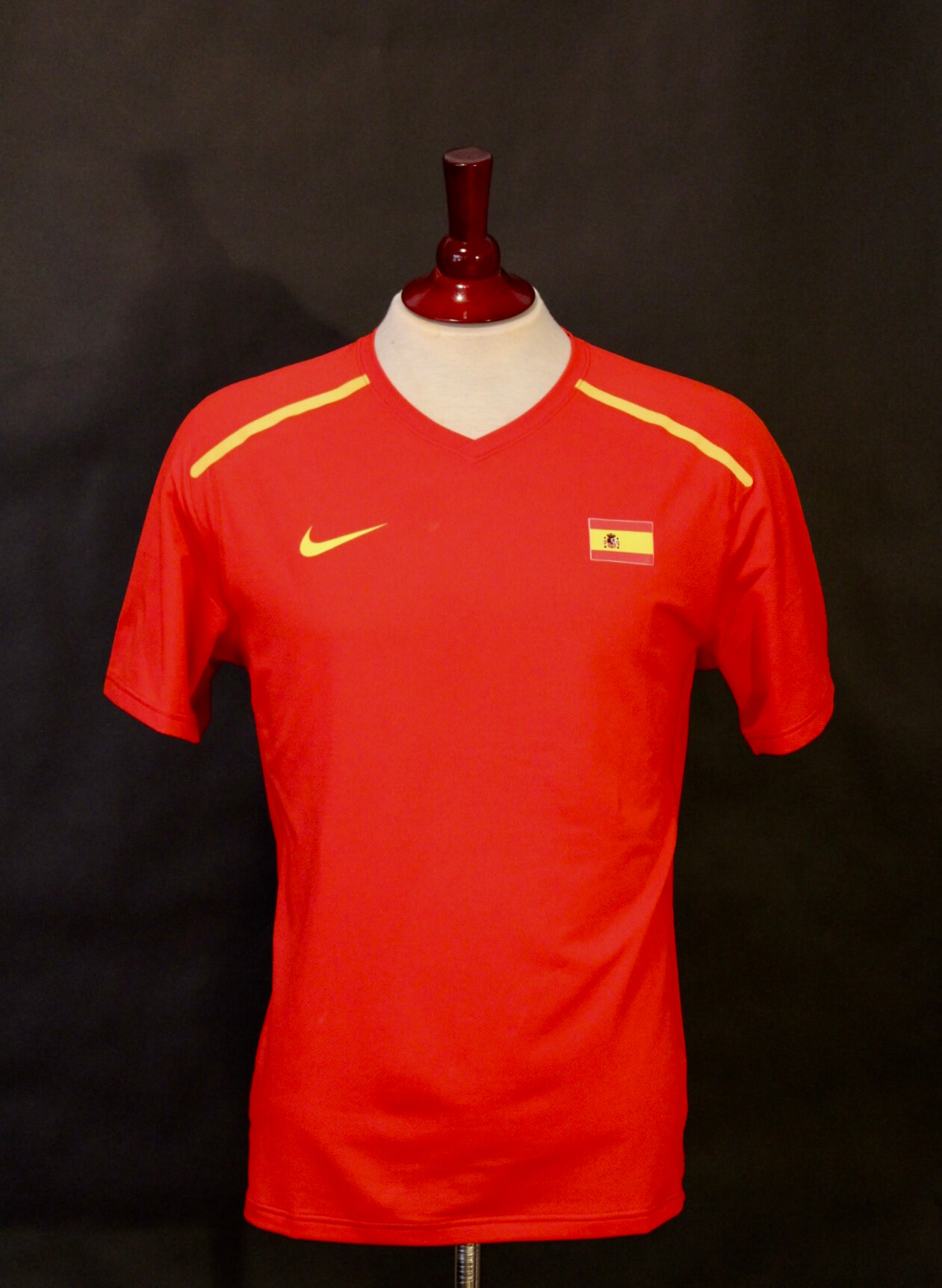 2013 Rafael Nadal GameWorn Spain Custom Nike Tennis Shirt COA 100