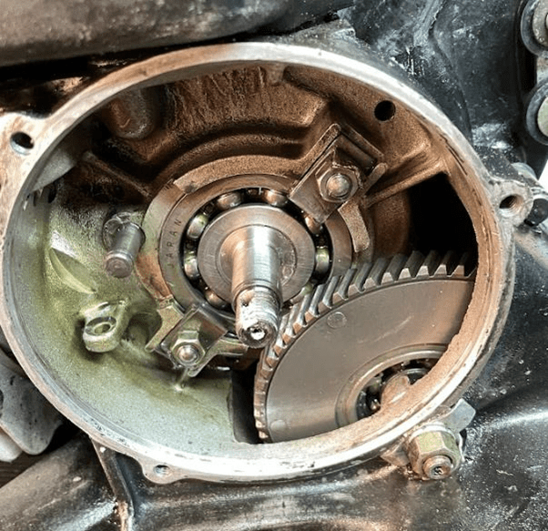 Modern Vespa PX clutch guide