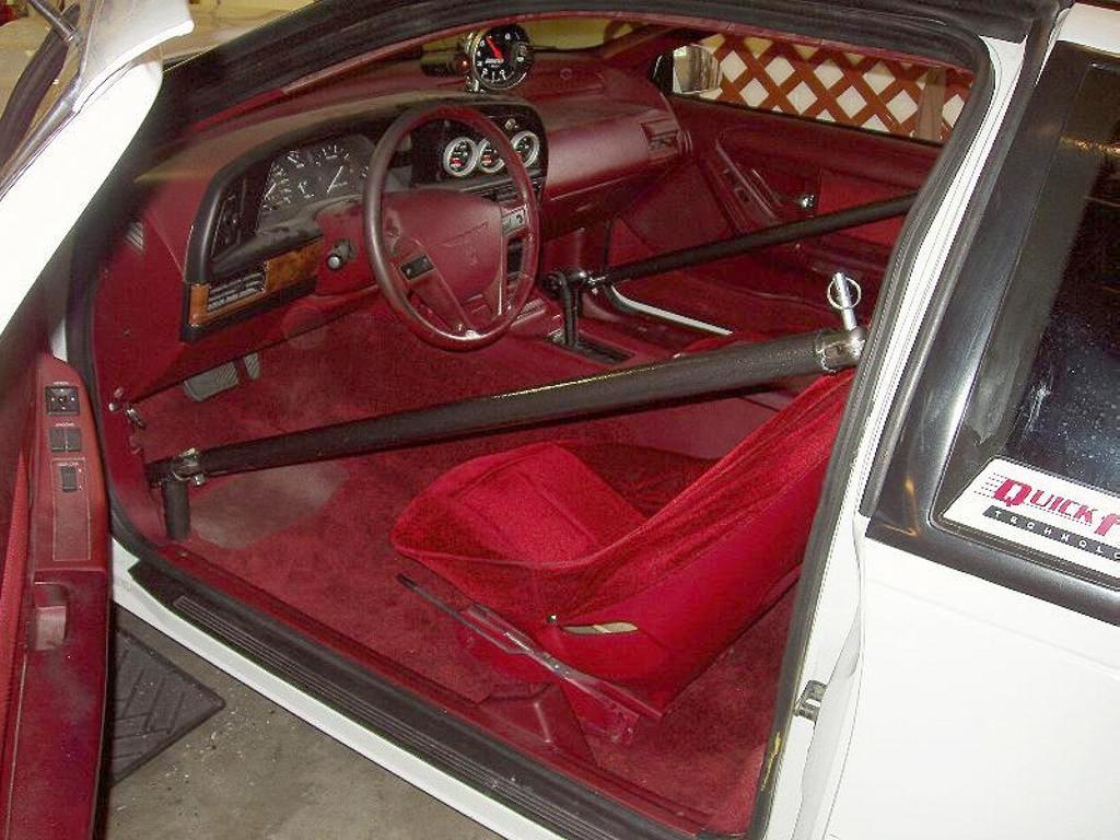 Roll cagePlacement of front door bars Super Coupe Club of America