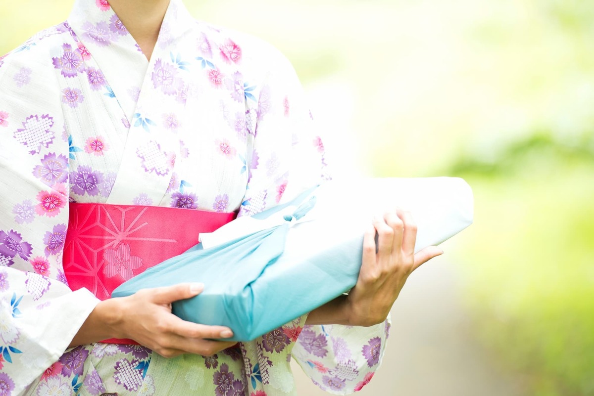 お盆に喜ばれる手土産｜帰省にもおすすめのお菓子・グルメ12選