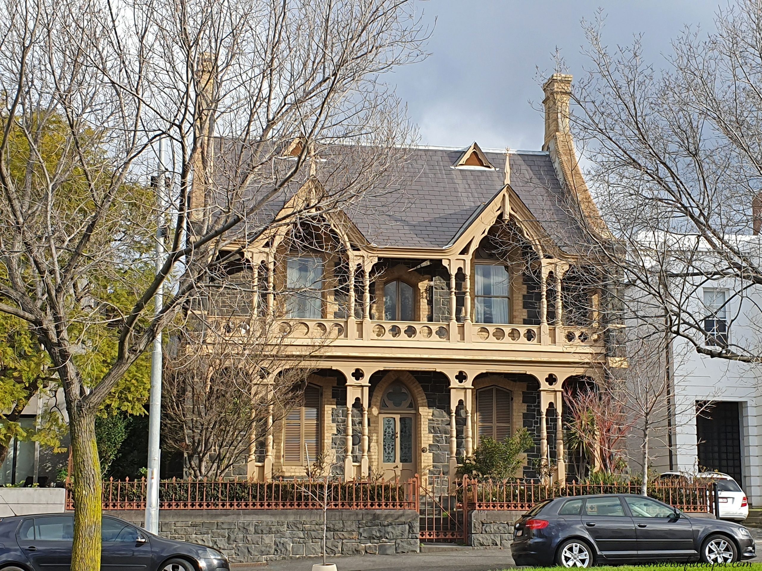 Melbourne Walks Elegant Enclave
