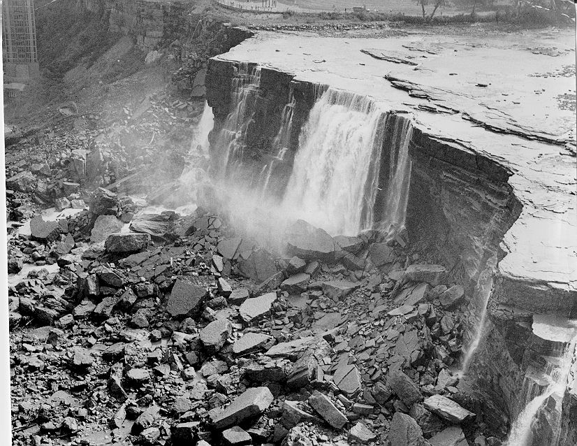 That Time Niagara Falls Went Dry (9 pictures) Memolition