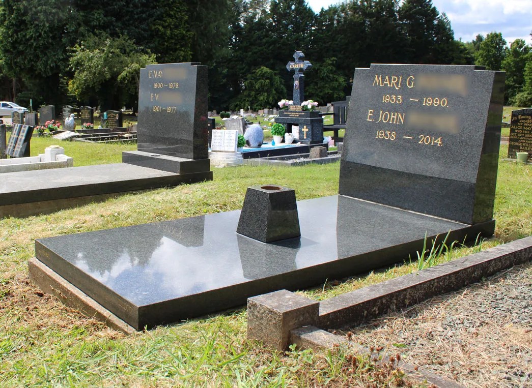 Grave Cleaning Company Memorial Aftercare