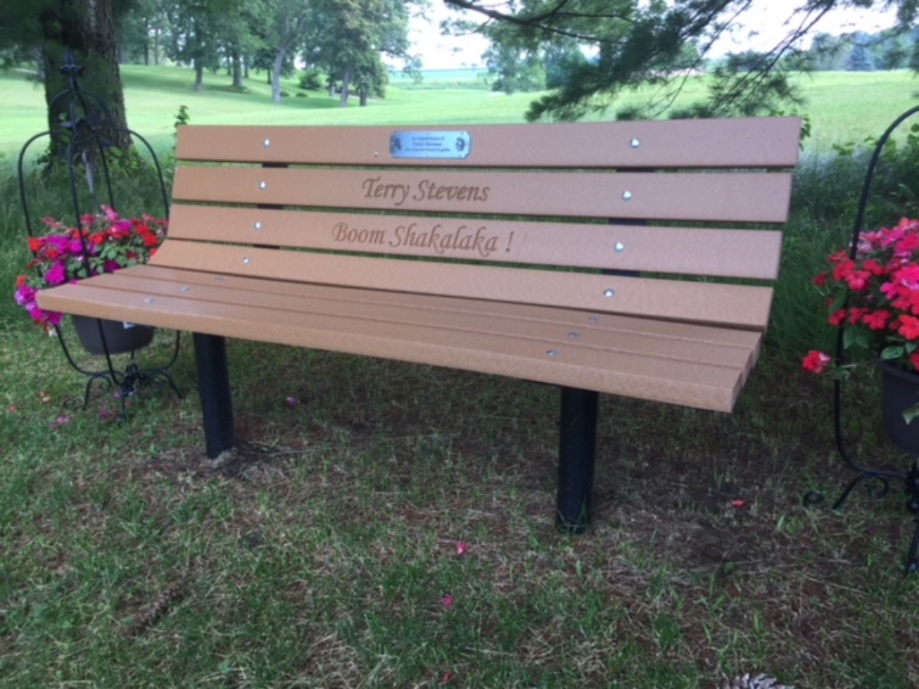 Memorial Park Benches Give the memorial of a lifetime