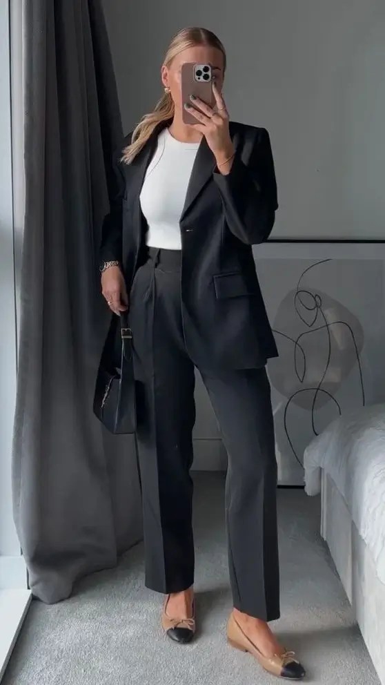 What To Wear To A Networking Event Woman 2024 Success
