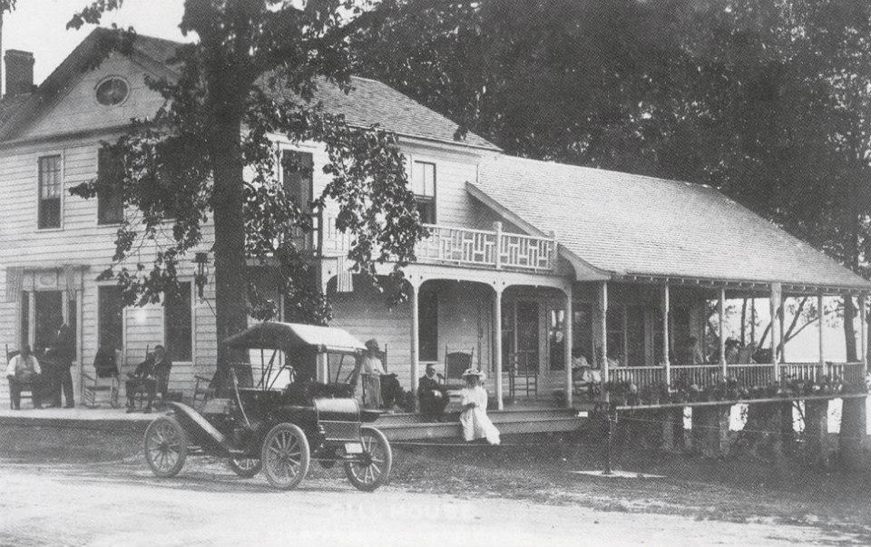 Gill House Restaurant and Inn (1813 Present)