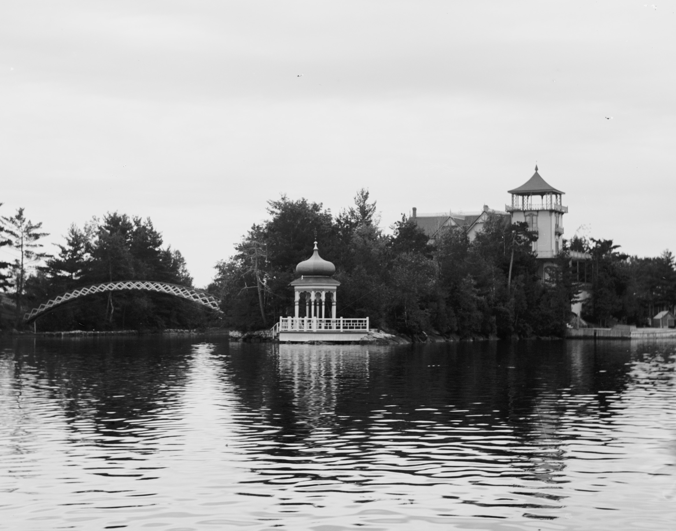 Rose Island Idle Isle 1000 Islands