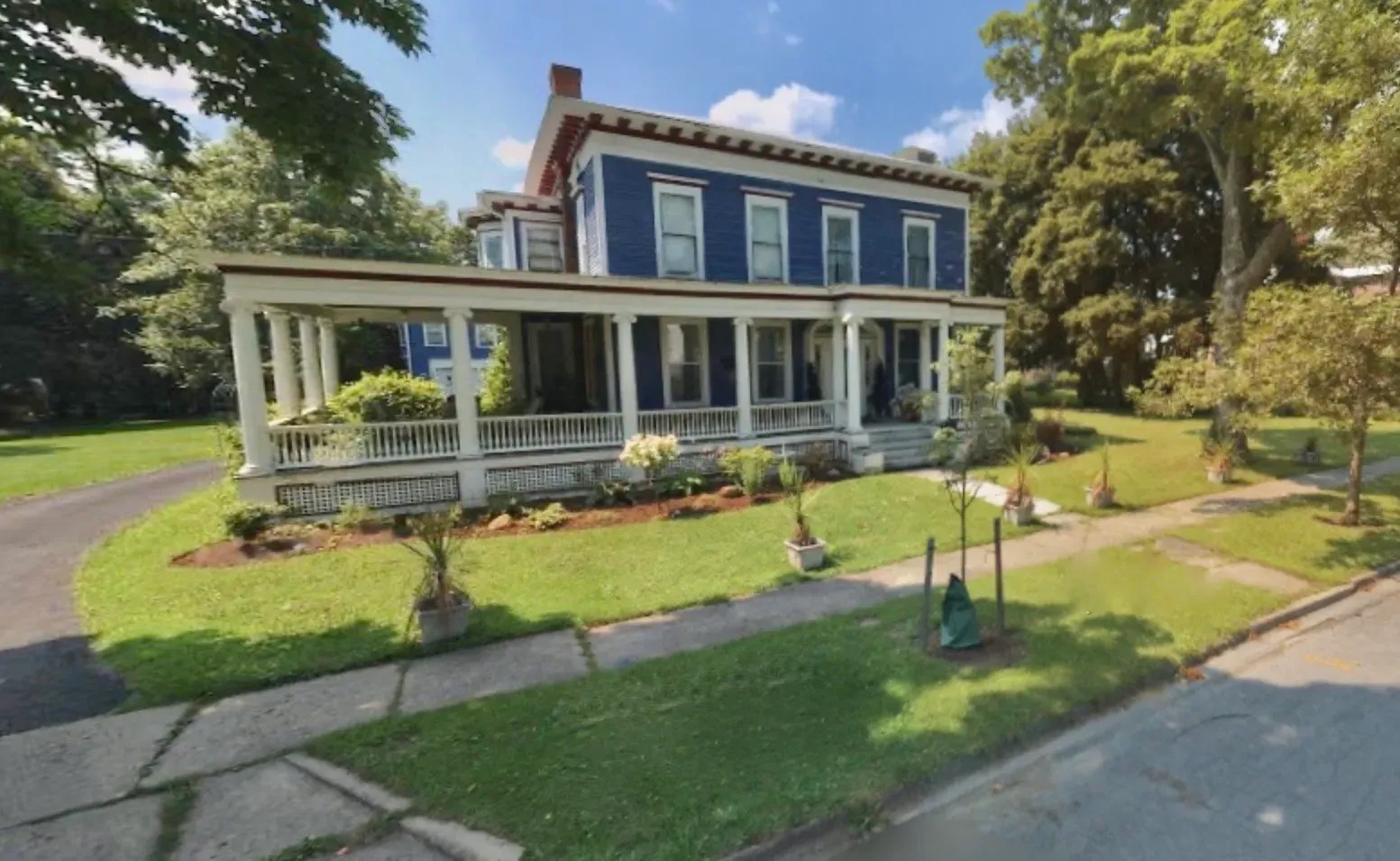 216 Keyes Ave (1870 Present)