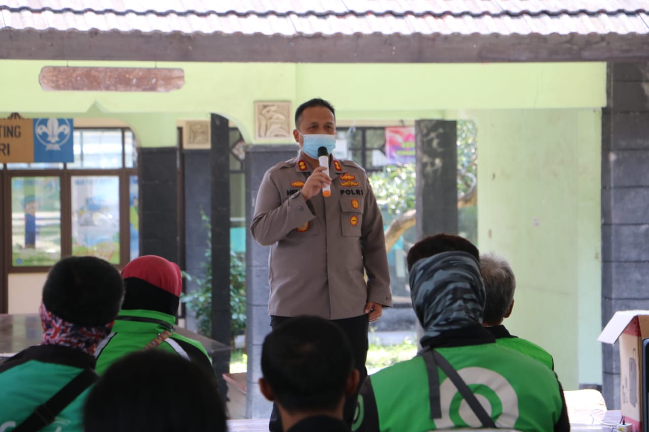 Kapolres Malang bersama Forkopimda Tinjau Pos Screening PT