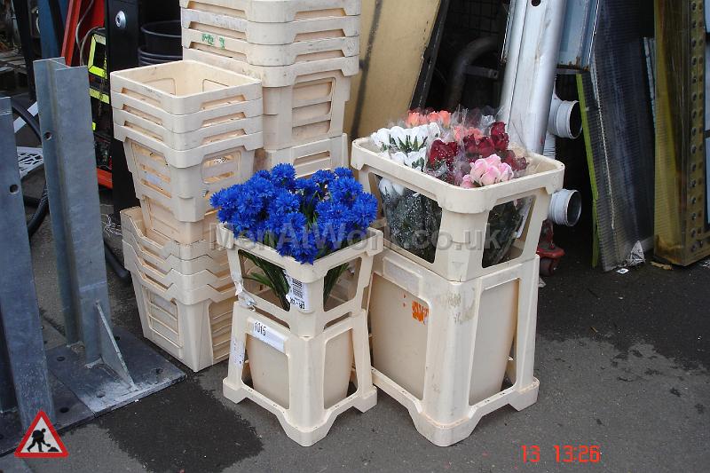 Men At Work Bulk Flower Containers