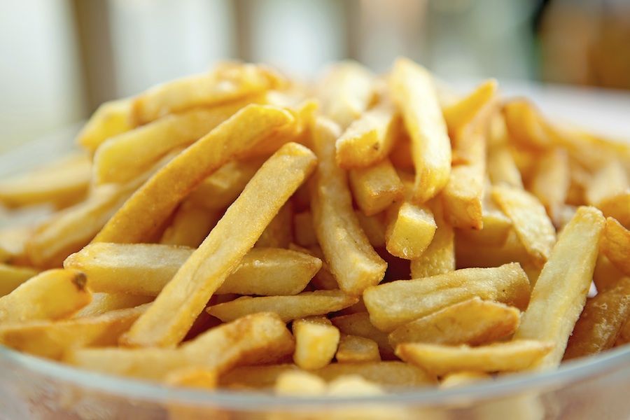 PATATES FREGIDES Menjars Roseta