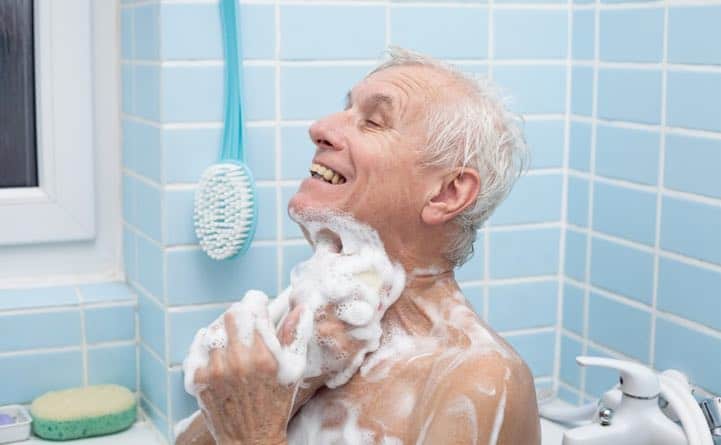 Foto Nella Vasca Da Bagno á ˆ Vasca Da Bagno Fotografie Di Stock