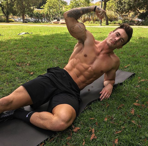 7 Facts On Vince Sant That Might Surprise You!