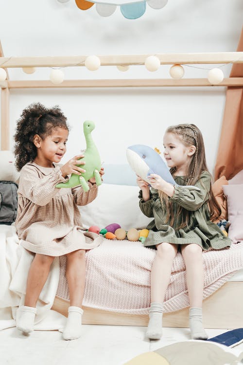 5 Benefits of Stuffed Animals for Kids’ Education Mental Itch