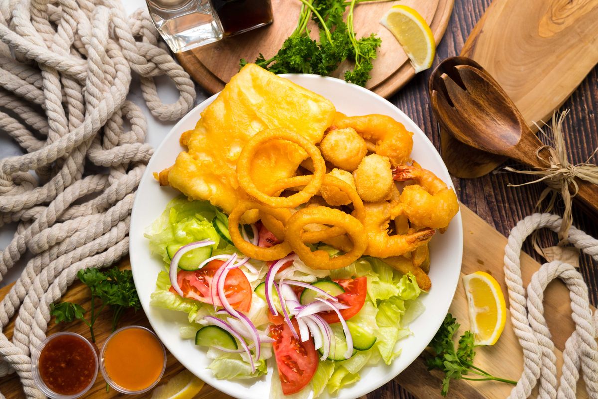 Halibut House Fish & Chips (11 Disera Dr, Thornhill, ON L4J 0A7, Canada