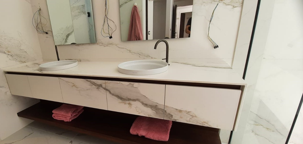 Quartz Floating Vanity Menuiserie Italienne