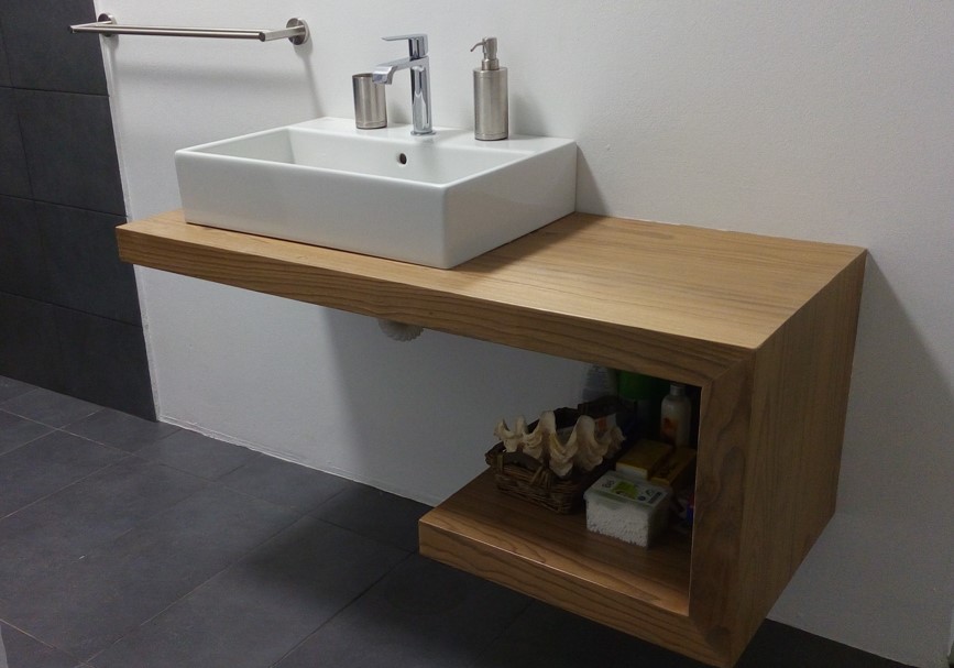 Floating Oak Vanity Menuiserie Italienne