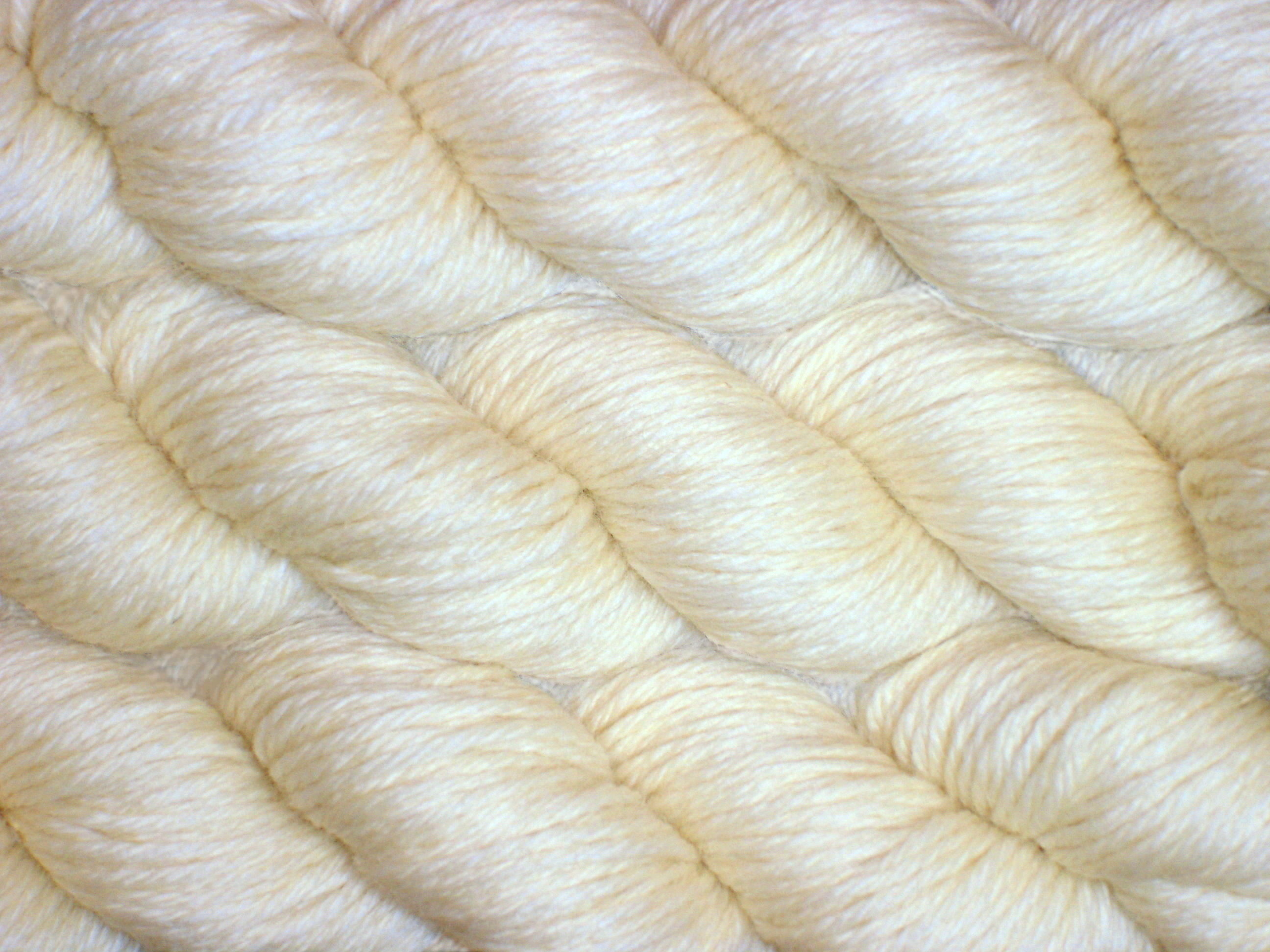Natural Worsted Weight 4 ply Domestic 70 Merino/ 30 U.S. Wool
