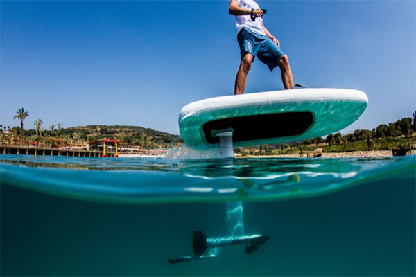 FLOAT ABOVE THE WATER With ELECTRIC HYDROFOIL SURFBOARD