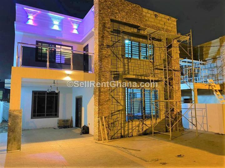 Houses for sale in Lakeside Estate, Ghana meQasa