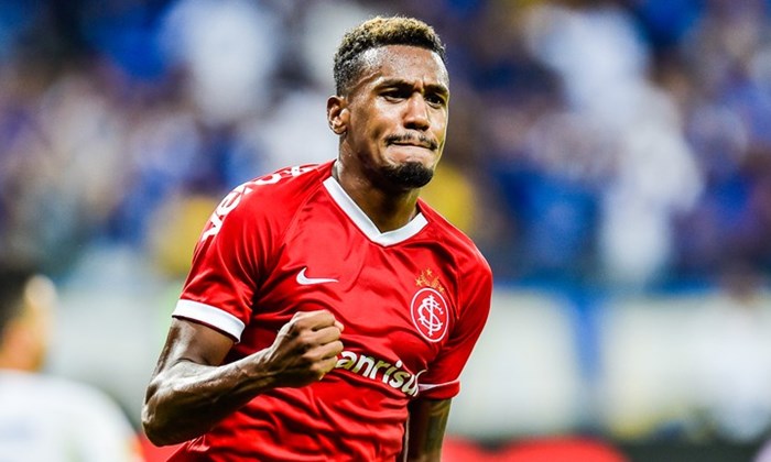confirma o interesse no volante Edenilson, do Inter