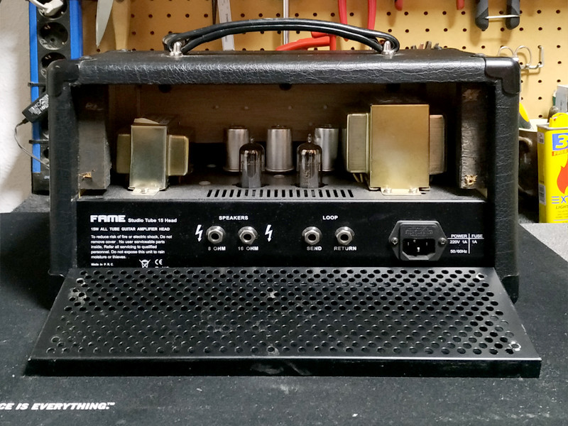 Cabezal válvulas FAME Studio 15 de segunda mano por 175 € en Málaga Guitarristas.info