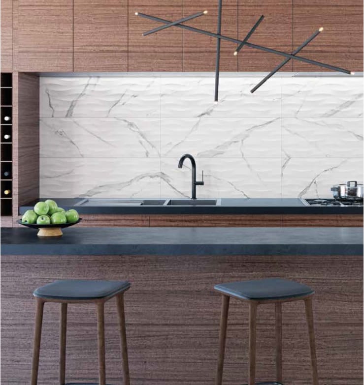 Cerámicas y pavimentos para el baño con los últimos diseños en. Web  en el artículo de blog de hoy nos centraremos en los azulejos imitación mármol, un material cerámico que, por sus propiedades, resulta atractivo visualmente. Azulejos para Cocinas en Estepona Mercasur
