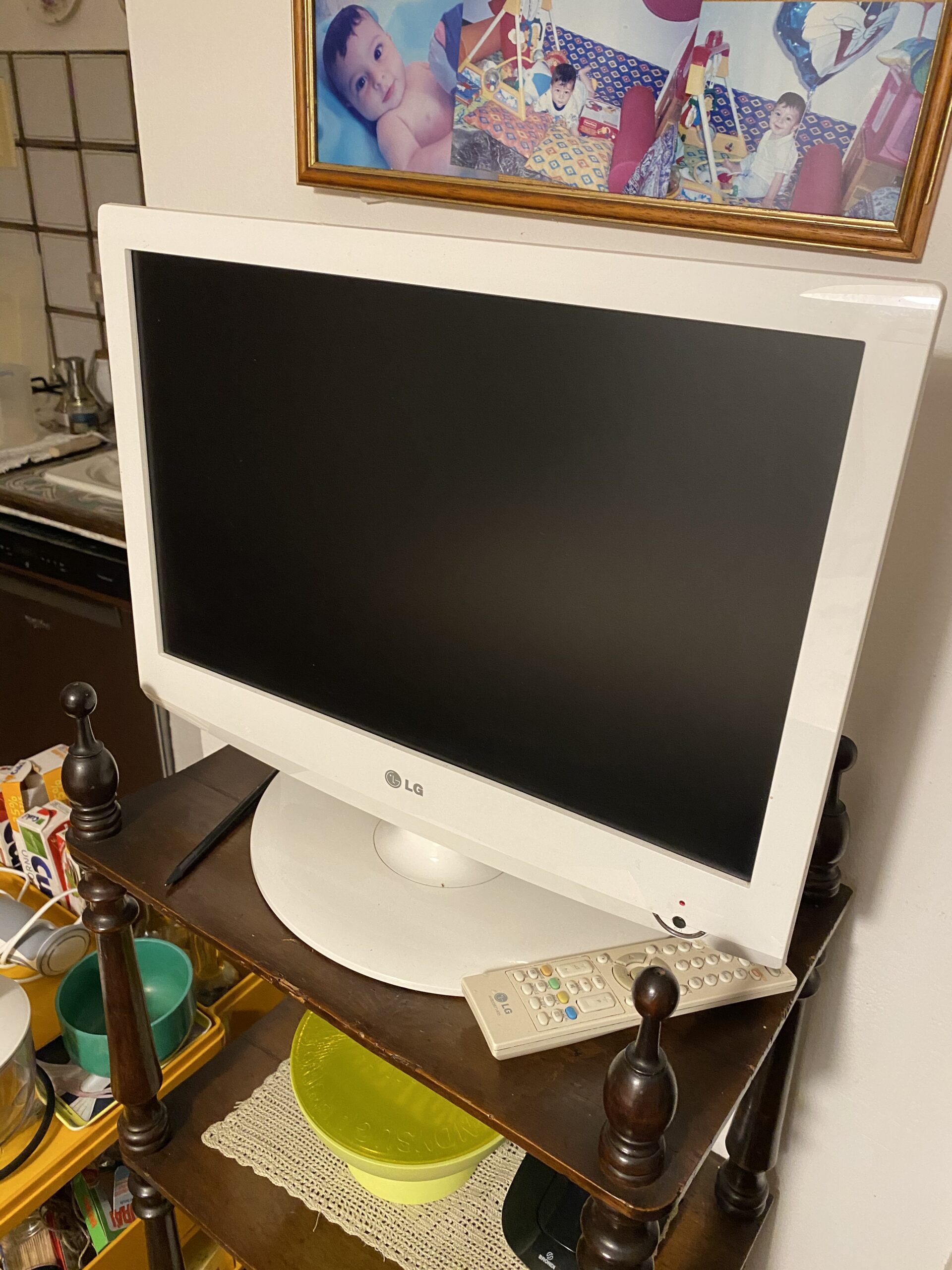 Piccola TV 17″ Lg Mercatino a Pesaro