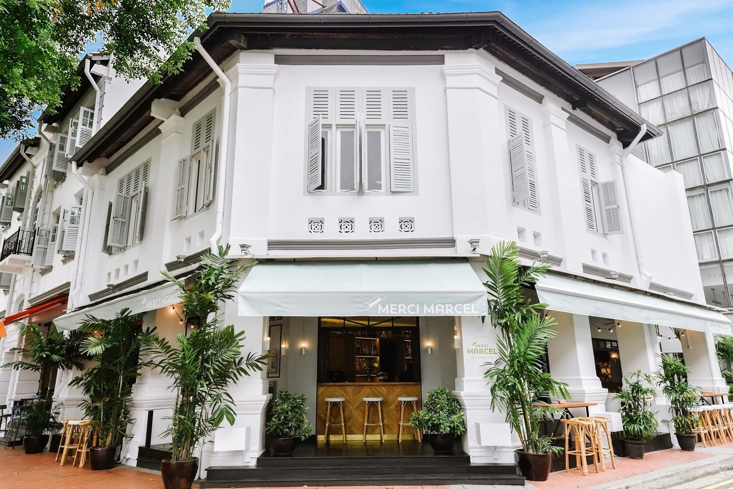 MERCI MARCEL Club Street Merci Marcel