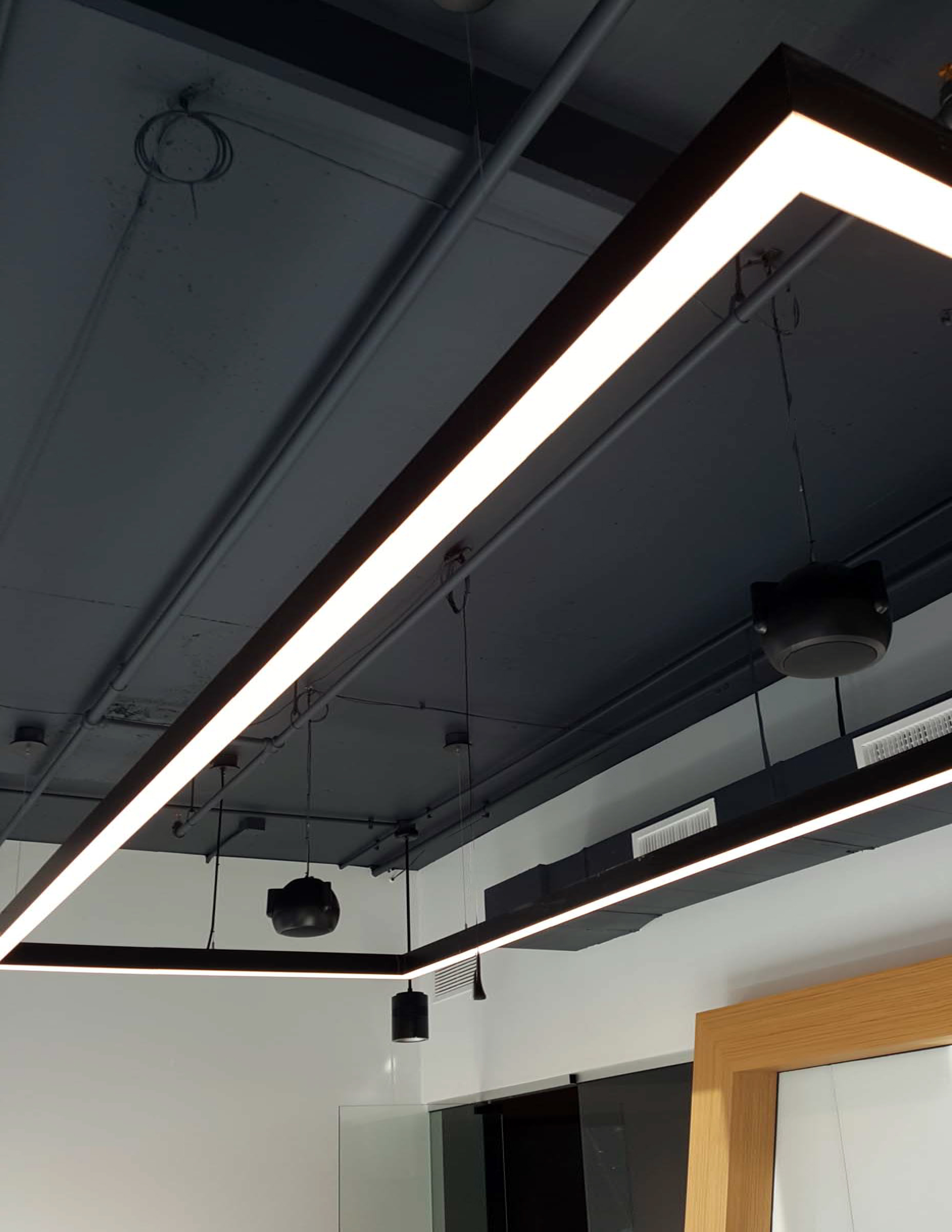 Brunner Building 160 Mercury Lighting