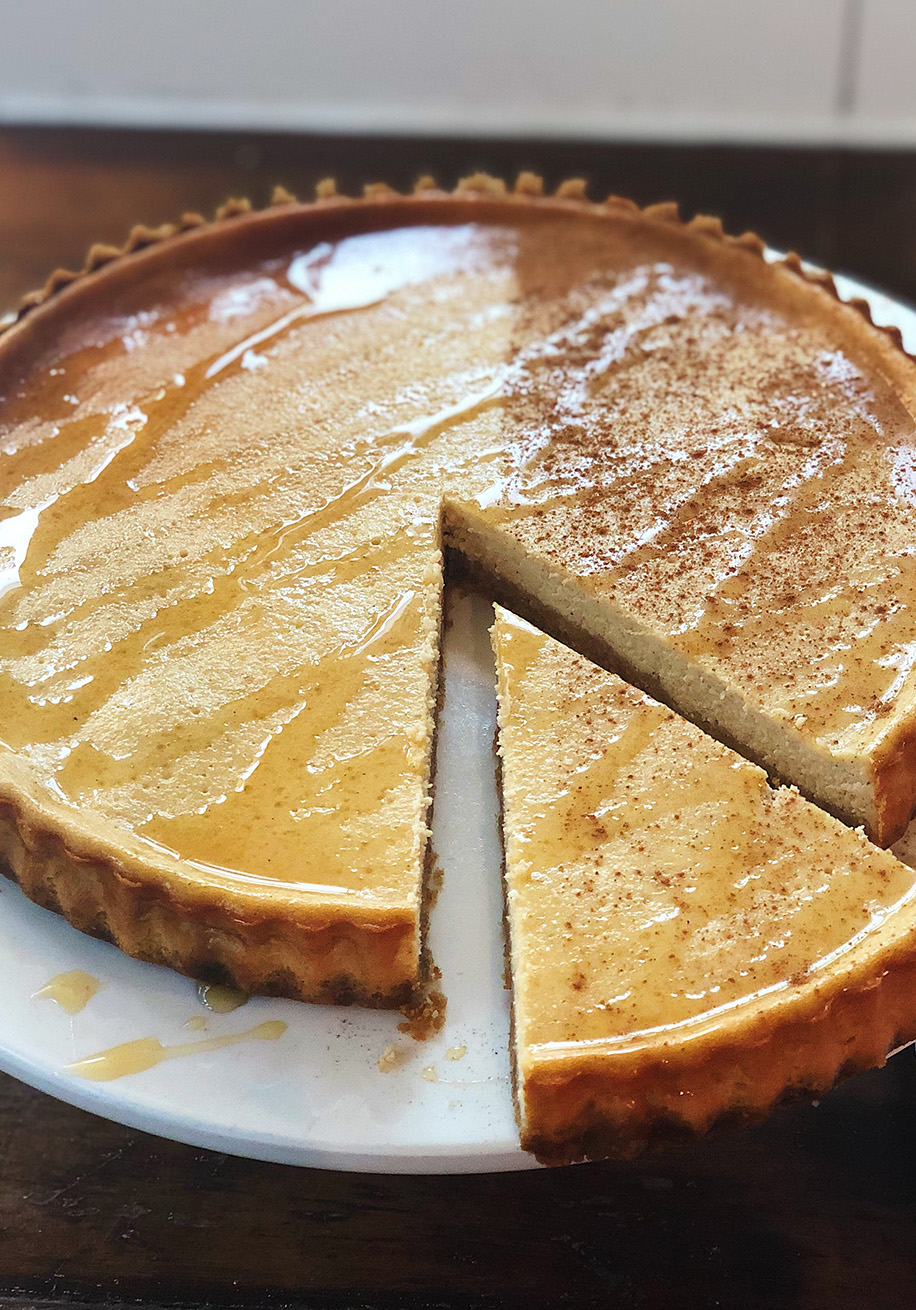 Meredith Dairy — Recipes / Goats Cheese, Honey and Cinnamon Cheesecake