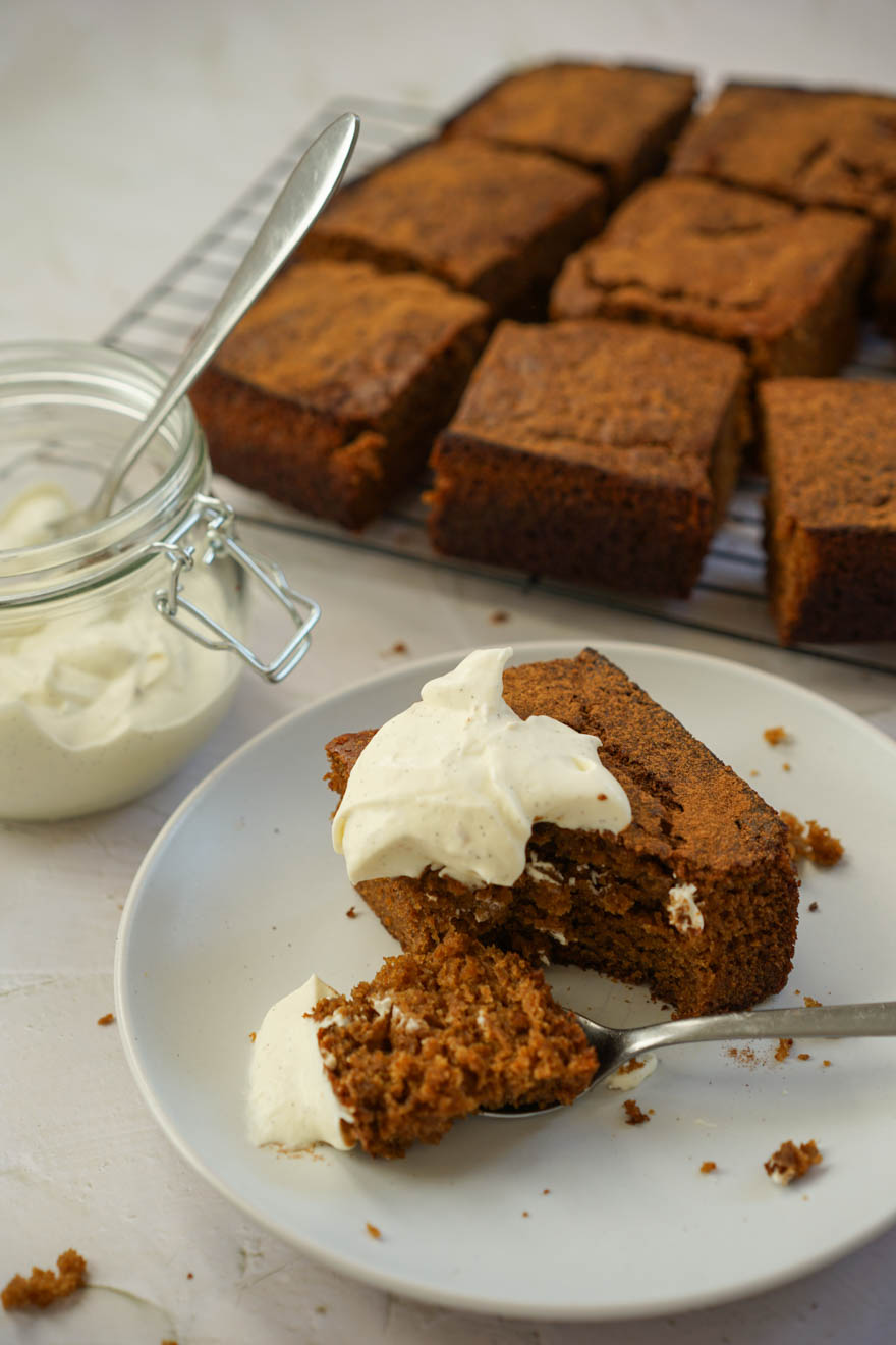 Meredith Dairy — Recipes / Ginger Yoghurt Cake with Vanilla Cream