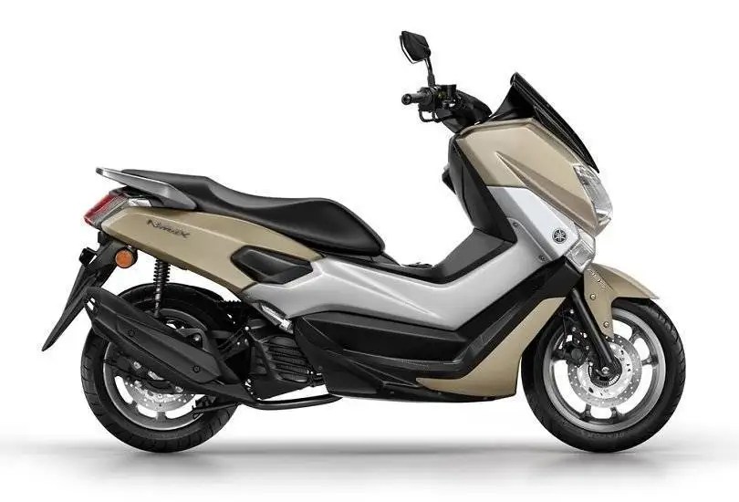 Rentar una Yamaha Nmax 155 en Mérida rent scooter renta de motos