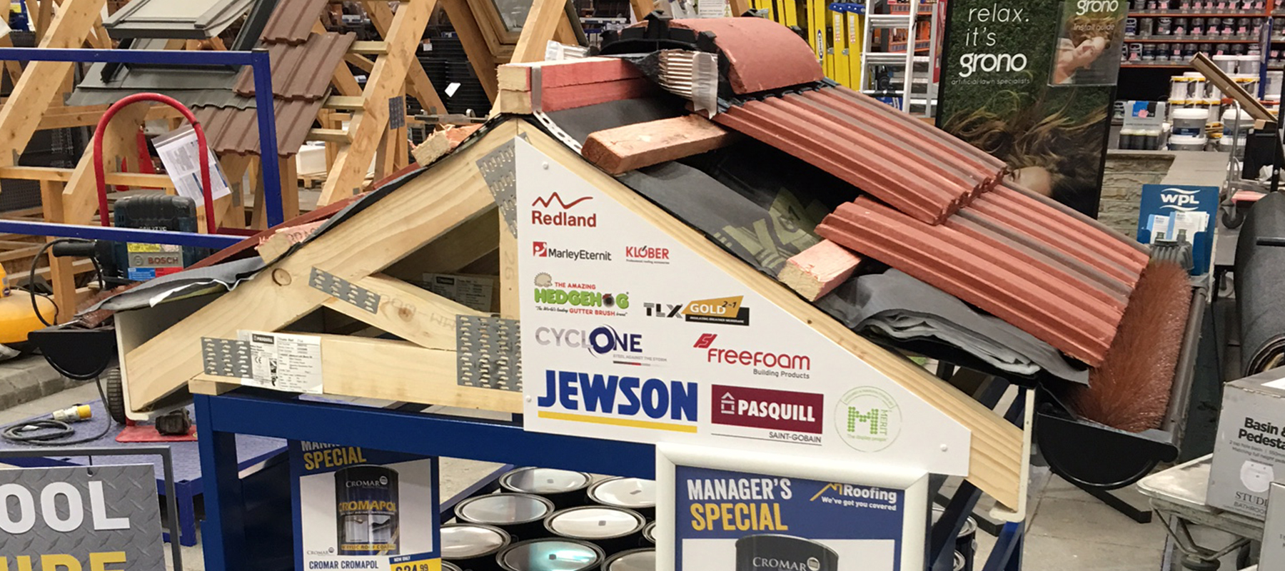 Merit Display A square metre of success under one roof for Jewson