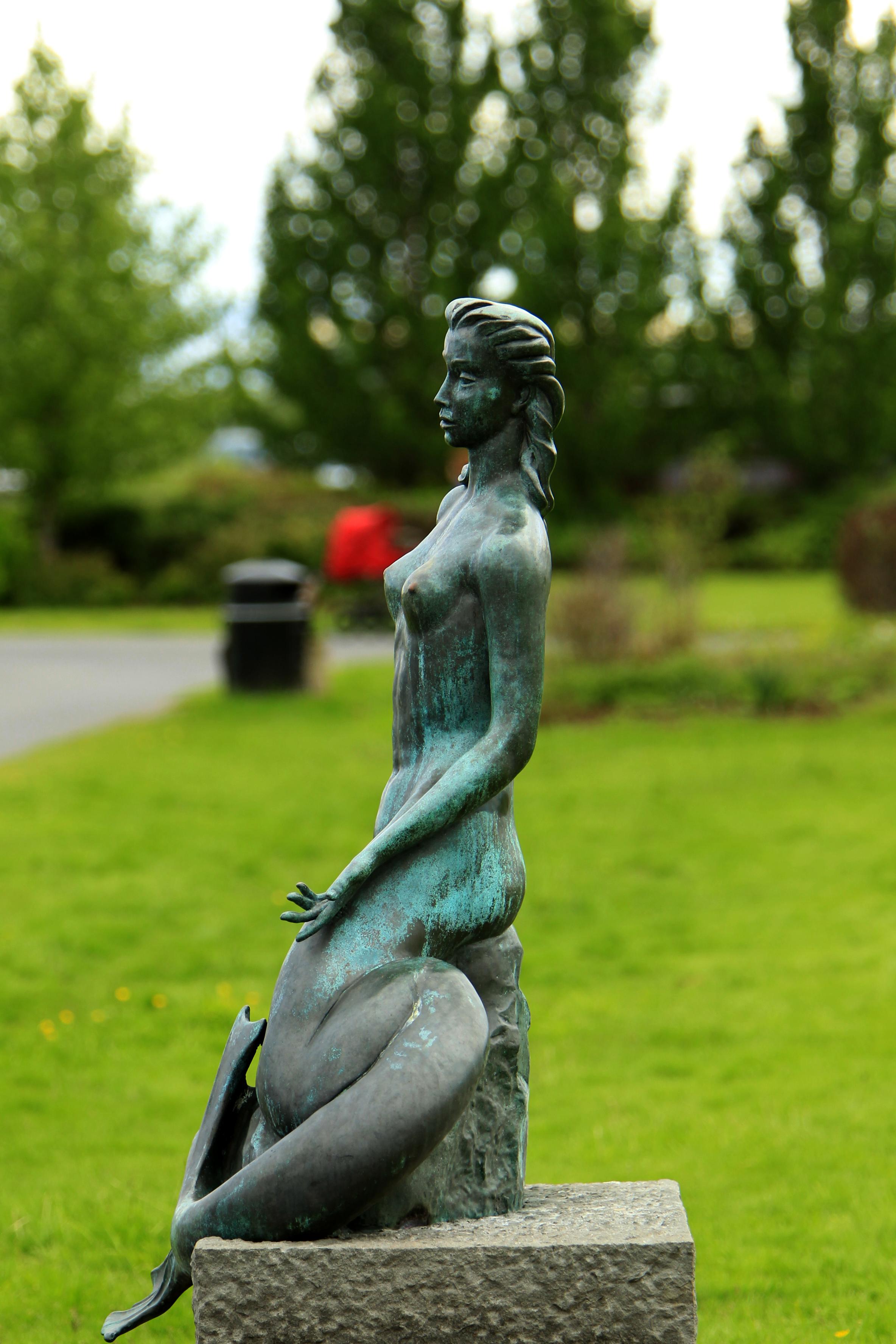 Hafmeyjan an icelandic mermaid statue Mermaids of Earth